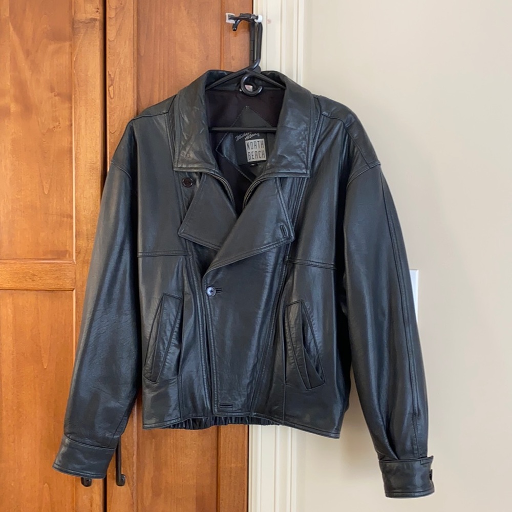 Men’s vintage Michael Hoban North Beach Leather black jacket. Made in the USA.